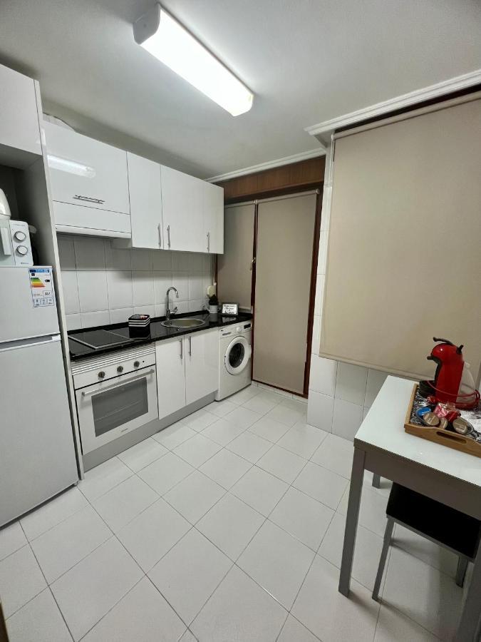 Piso Centrico A 10 Min De La Playa Con Garaje Incluido Apartment Castro Urdiales Exterior photo