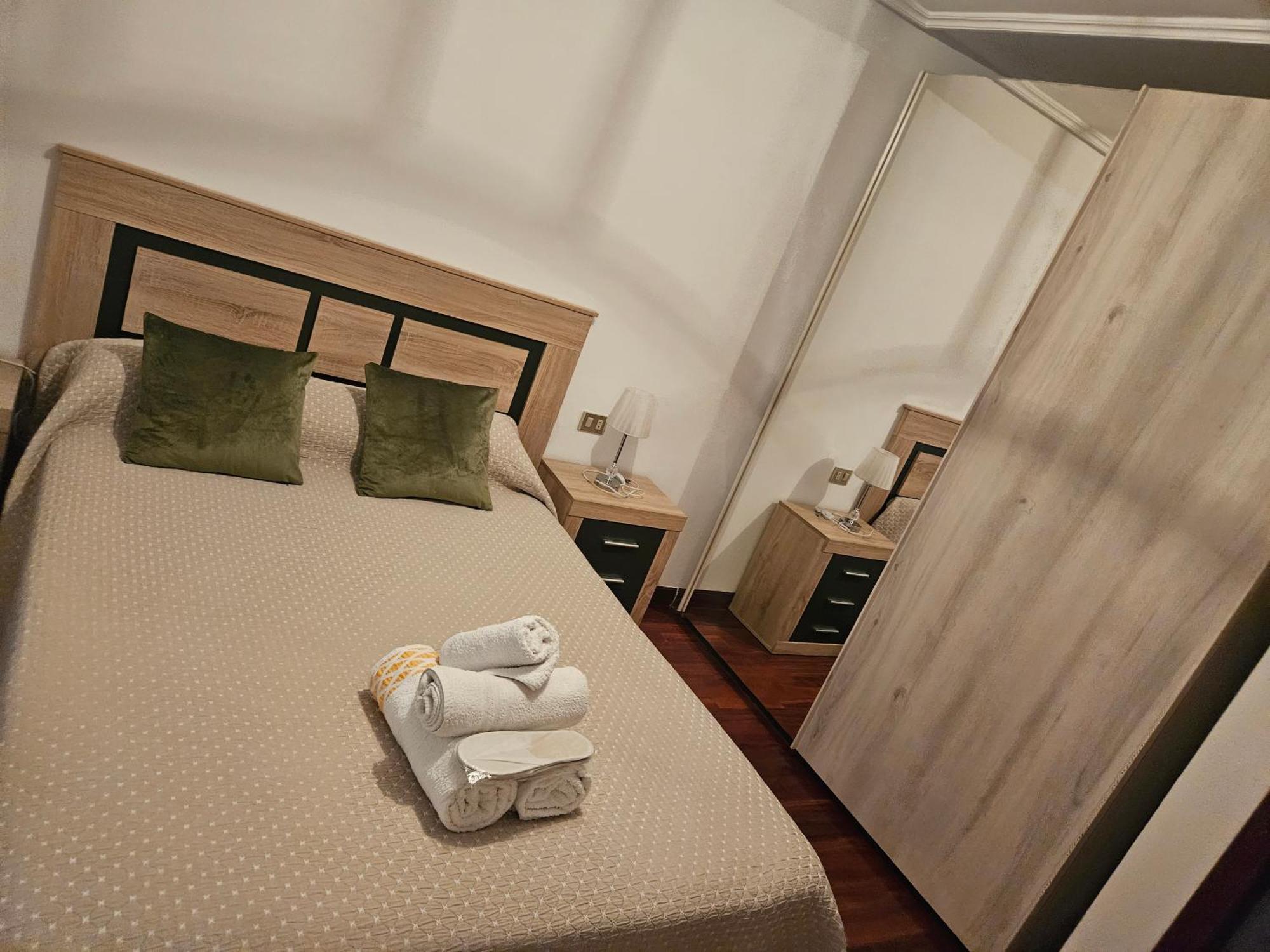 Piso Centrico A 10 Min De La Playa Con Garaje Incluido Apartment Castro Urdiales Exterior photo